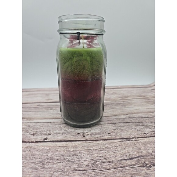 Tuscany Candle "Peppermint Twist" Layered Jar Candle 16oz NEW - Picture 3 of 10